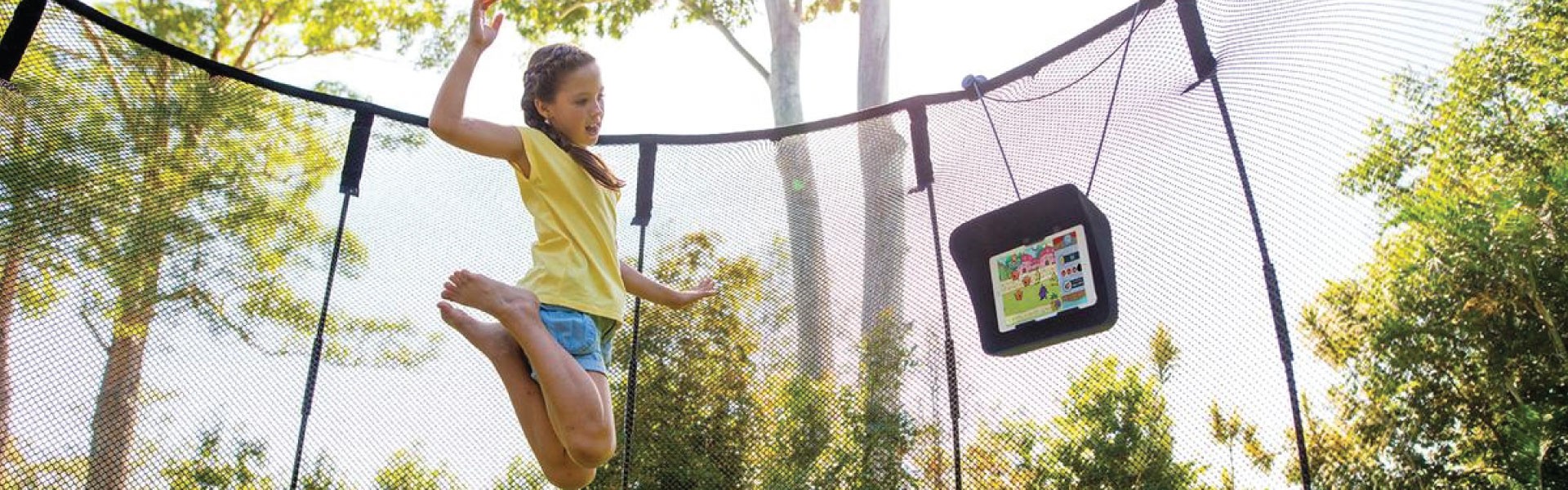 Tgoma Digitalt interaktivt spelsystem för studsmatta